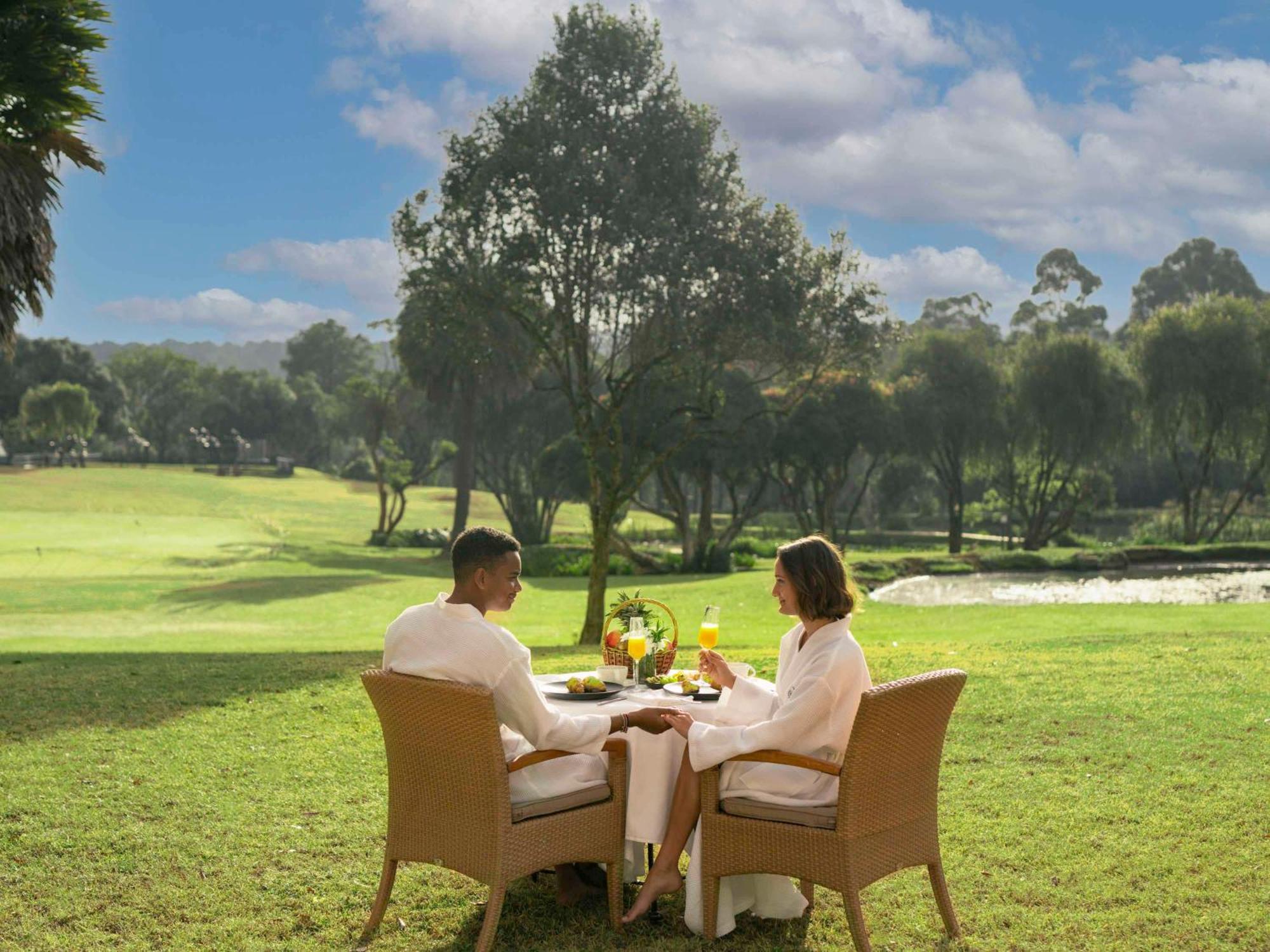 Hotel Fairmont Mount Kenya Safari Club Nanyuki Zewnętrze zdjęcie